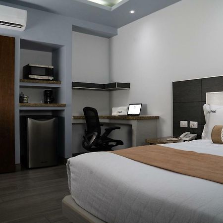 Hotel Eiffel Ensenada Ngoại thất bức ảnh