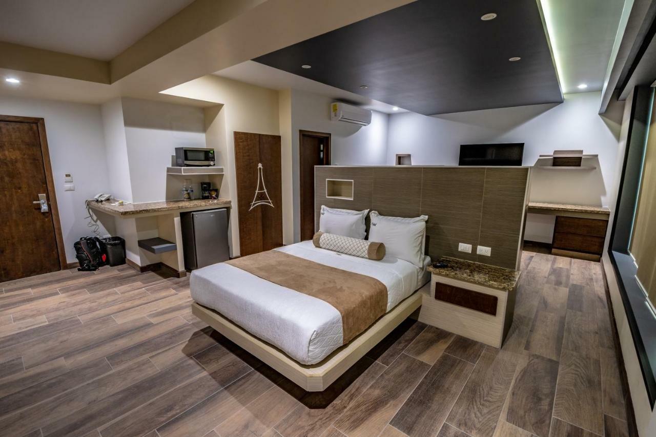 Hotel Eiffel Ensenada Ngoại thất bức ảnh
