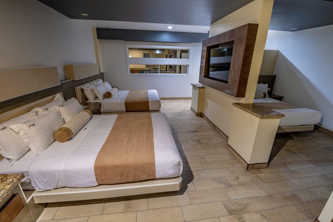 Hotel Eiffel Ensenada Ngoại thất bức ảnh